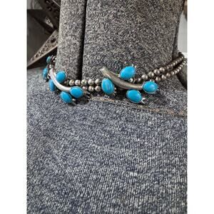 Vintage Sancrest turquoise blue cabochon necklace